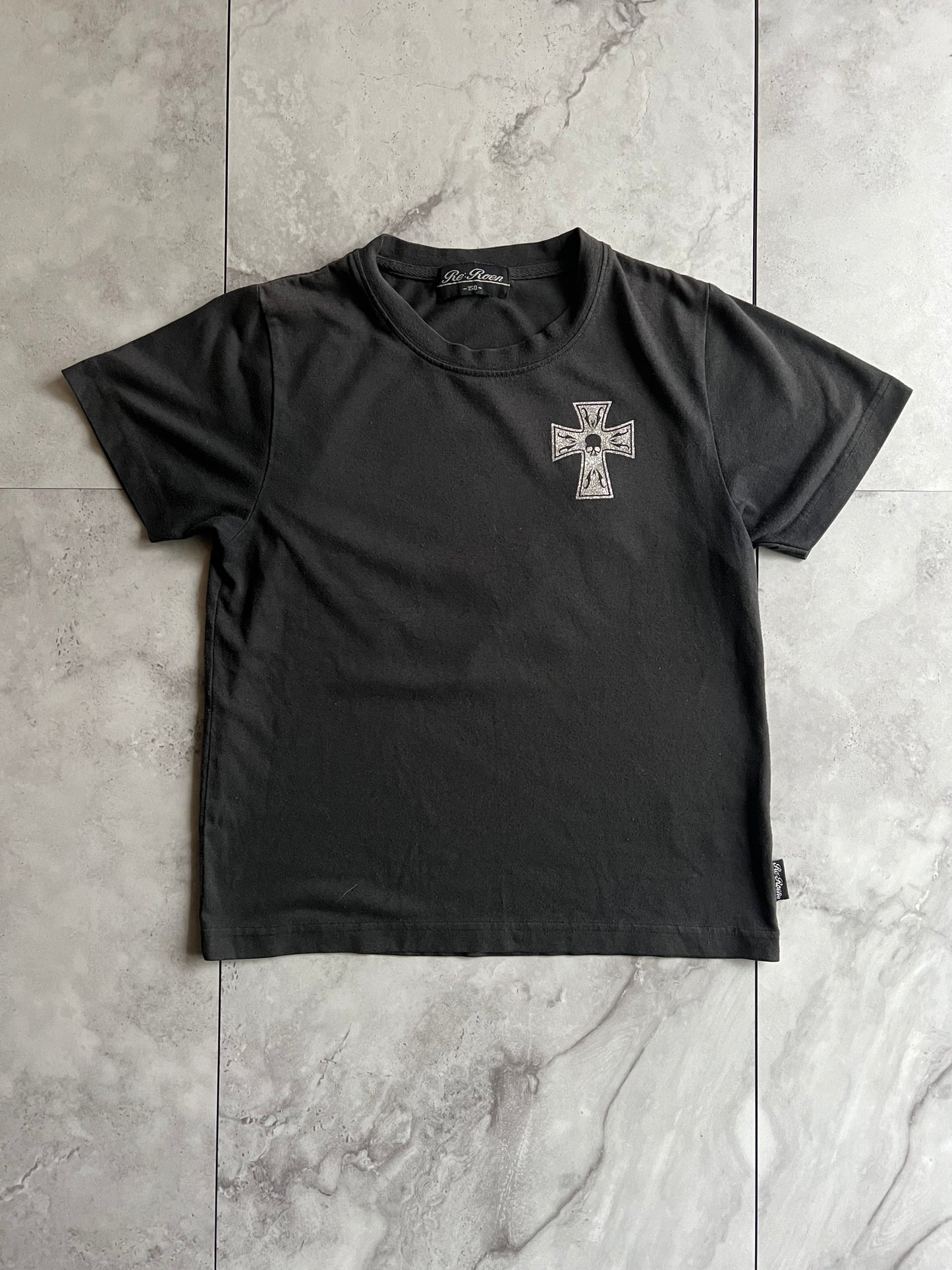 Roen Cropped Embroidered Skull Tee