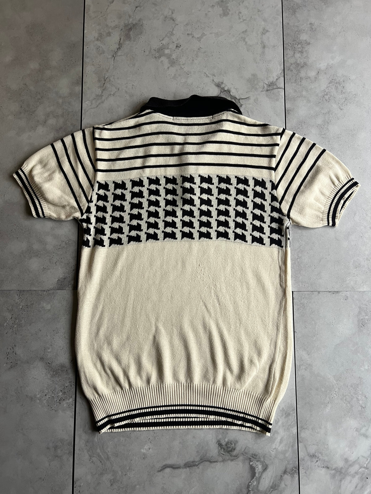 Main Vein Houndstooth Striped Ribbed Polo