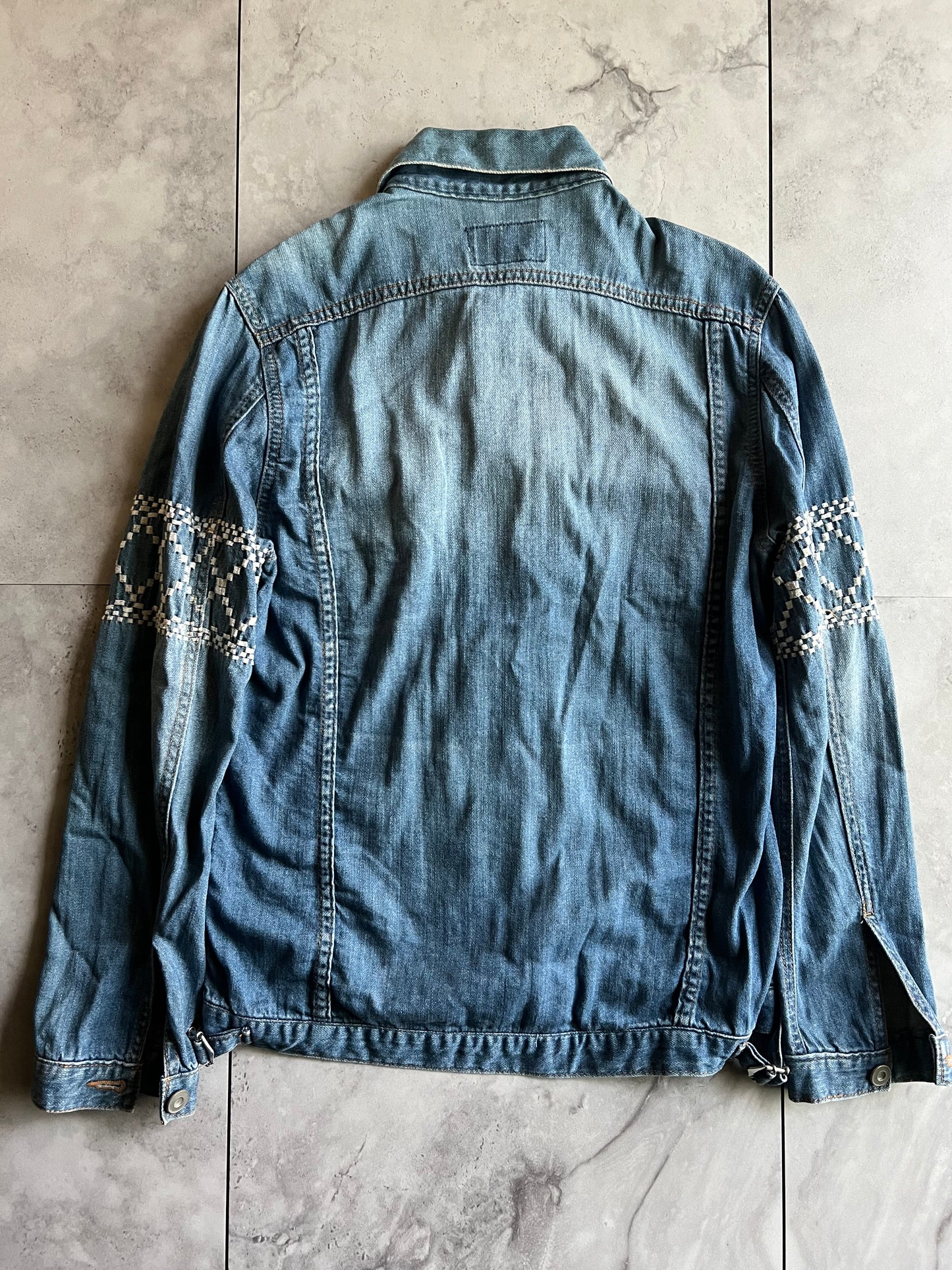 Morgan Homme Tribal Embroidered Sleeve Denim Shirt