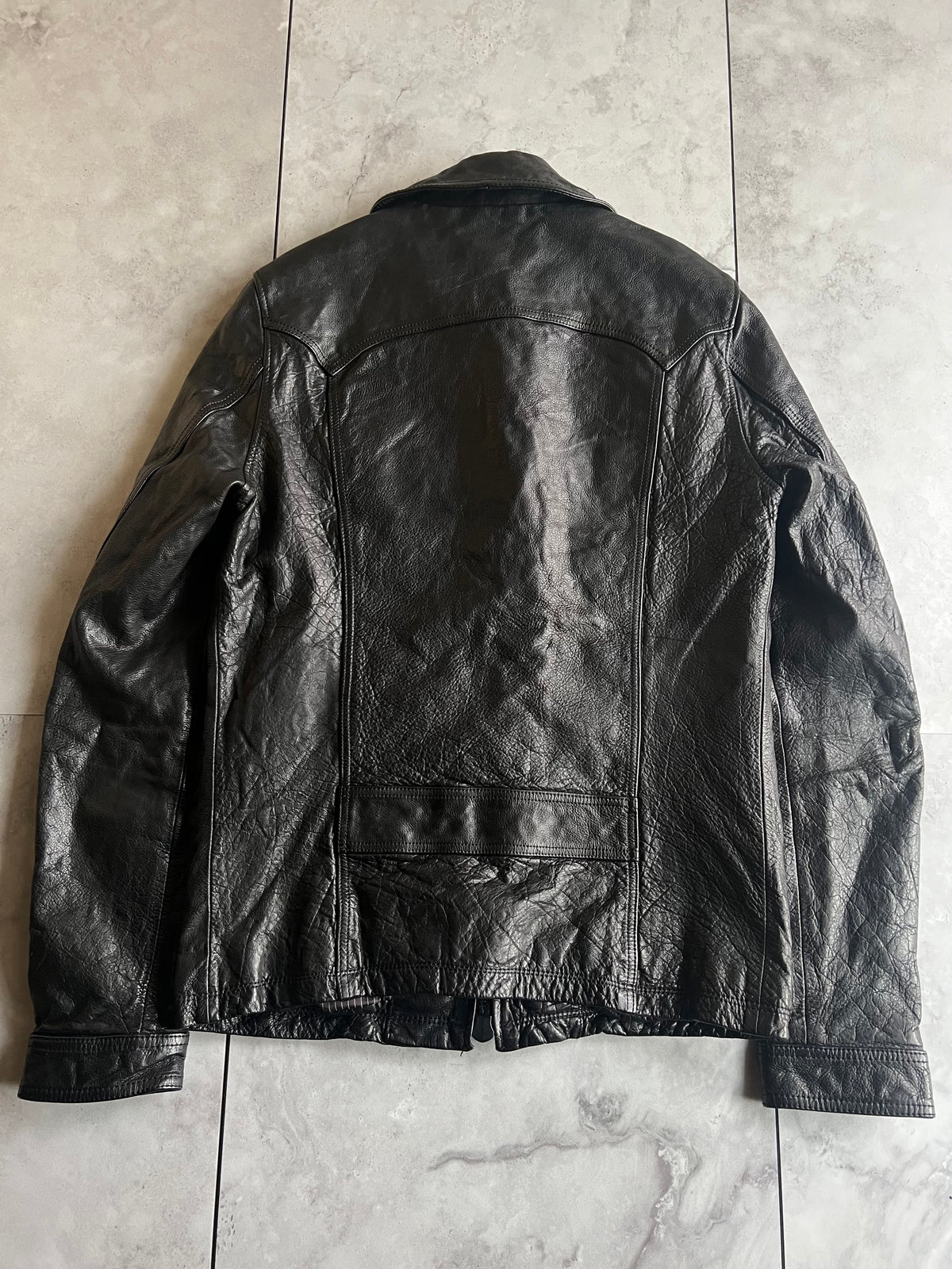 Gold Geld Cowhide Grain T-Pocket Zipper Leather Jacket