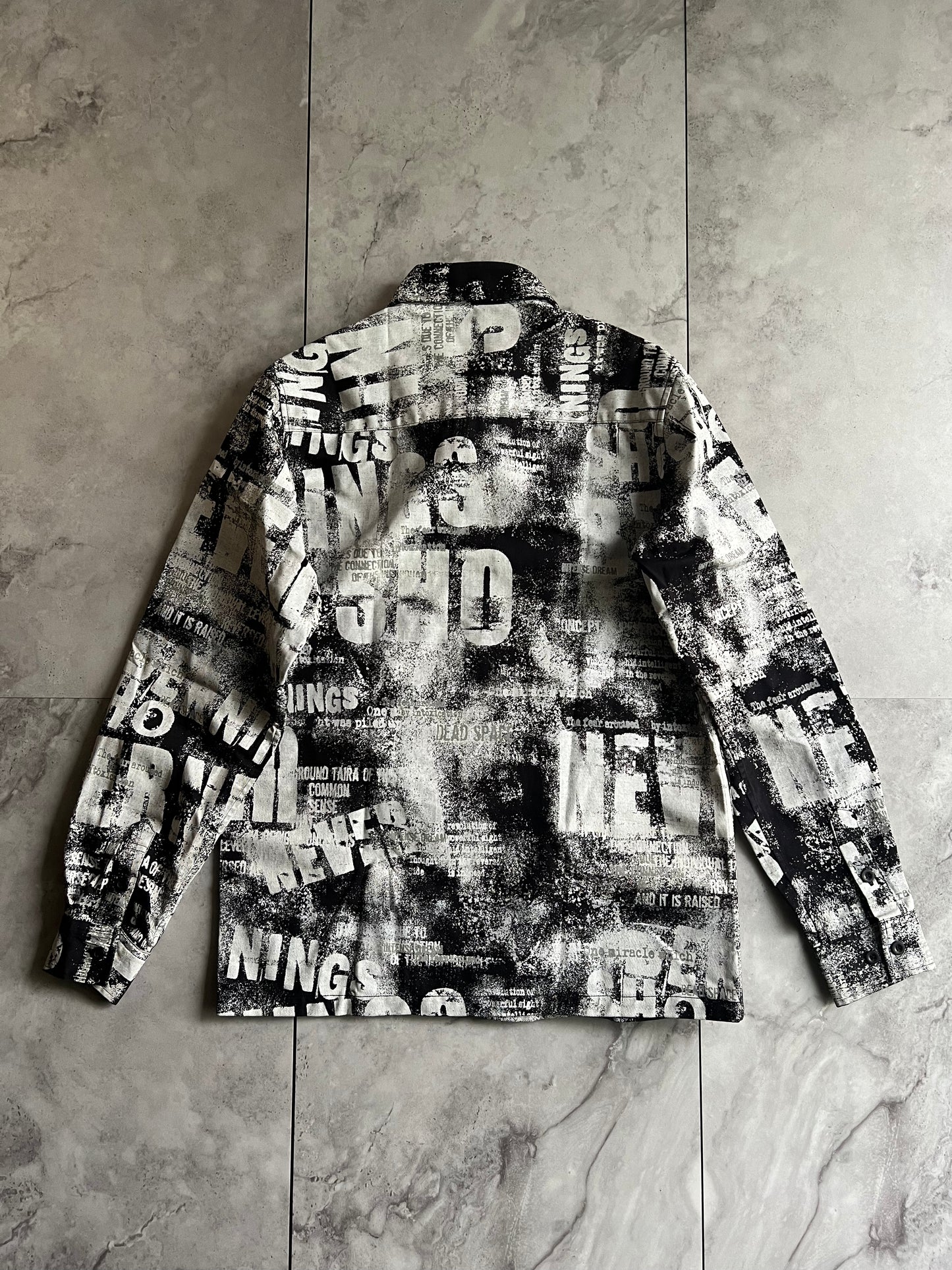 Bernings Sho Belt Clasps Printed Zip-up Shirt