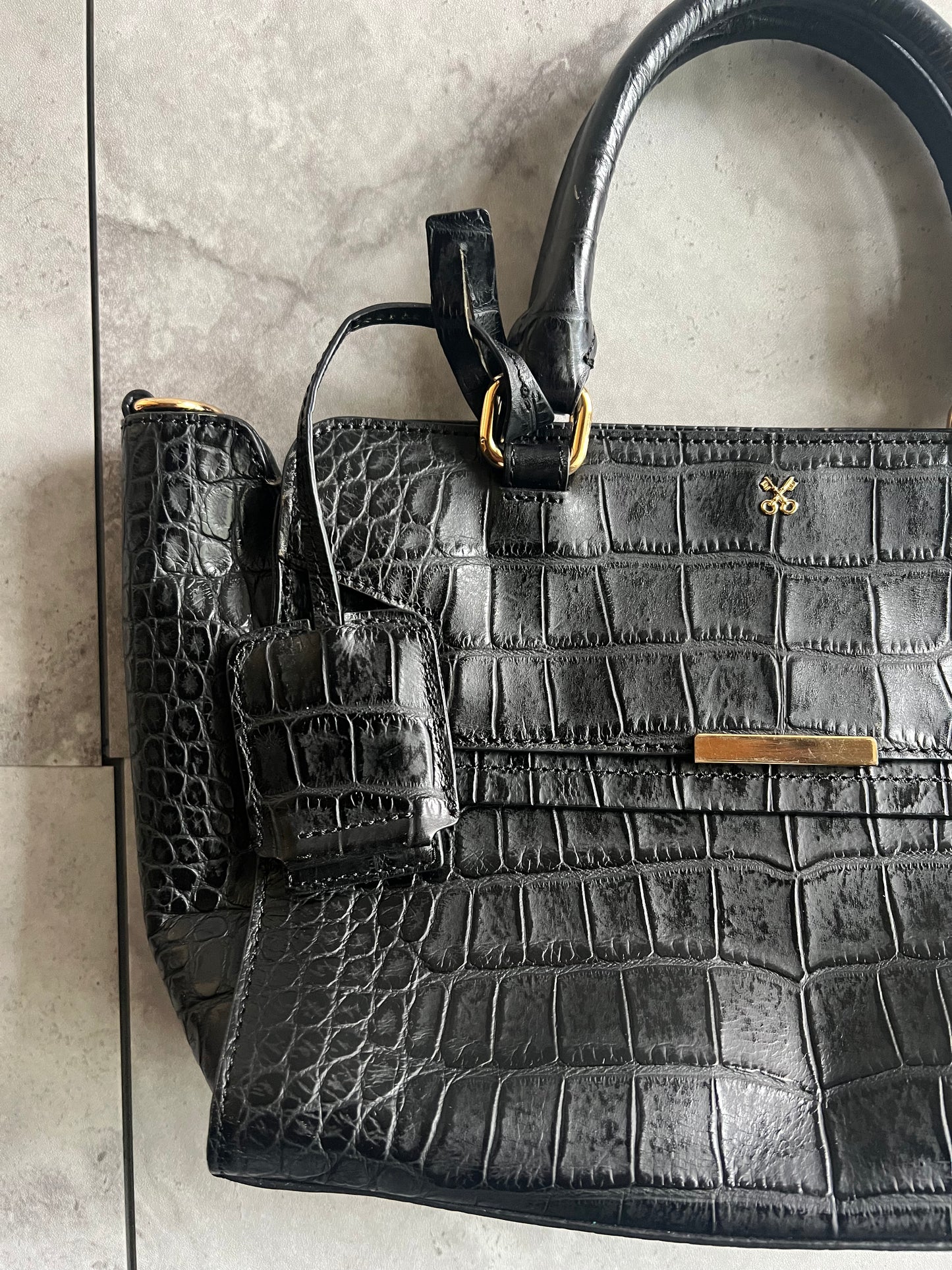 Sazaby Croc Embossed Leather Handbag