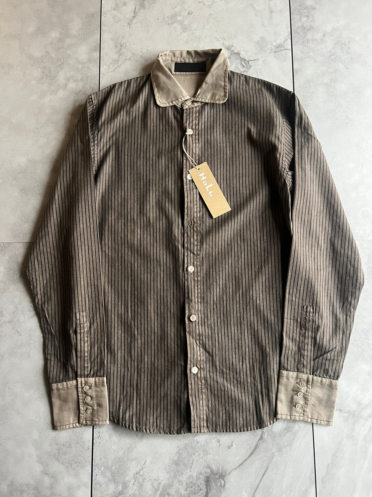 Halb “A Sudden Flash” Cotton Printed Button Up NWT