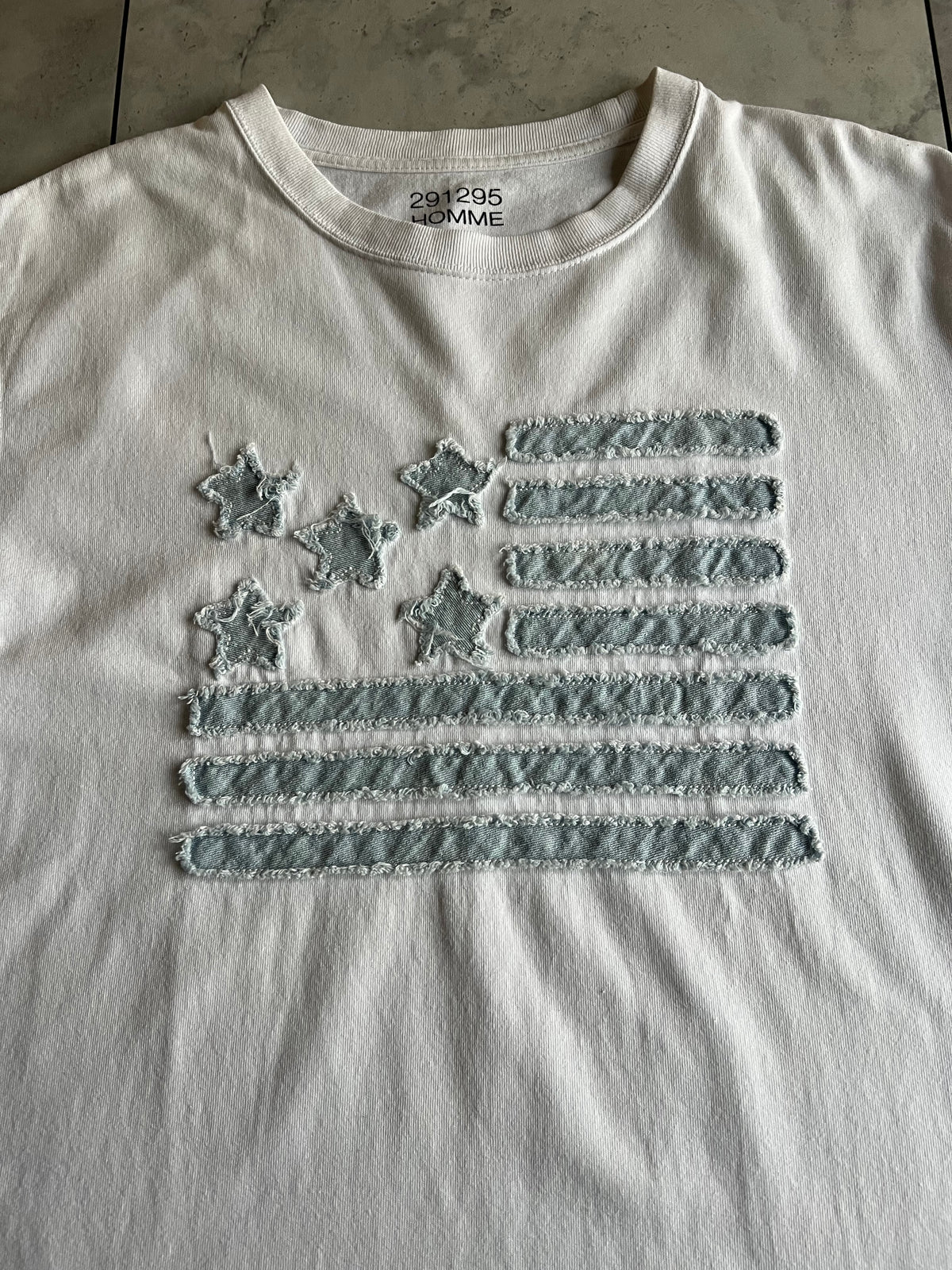 291295 Homme Embroidered American Flag Tee