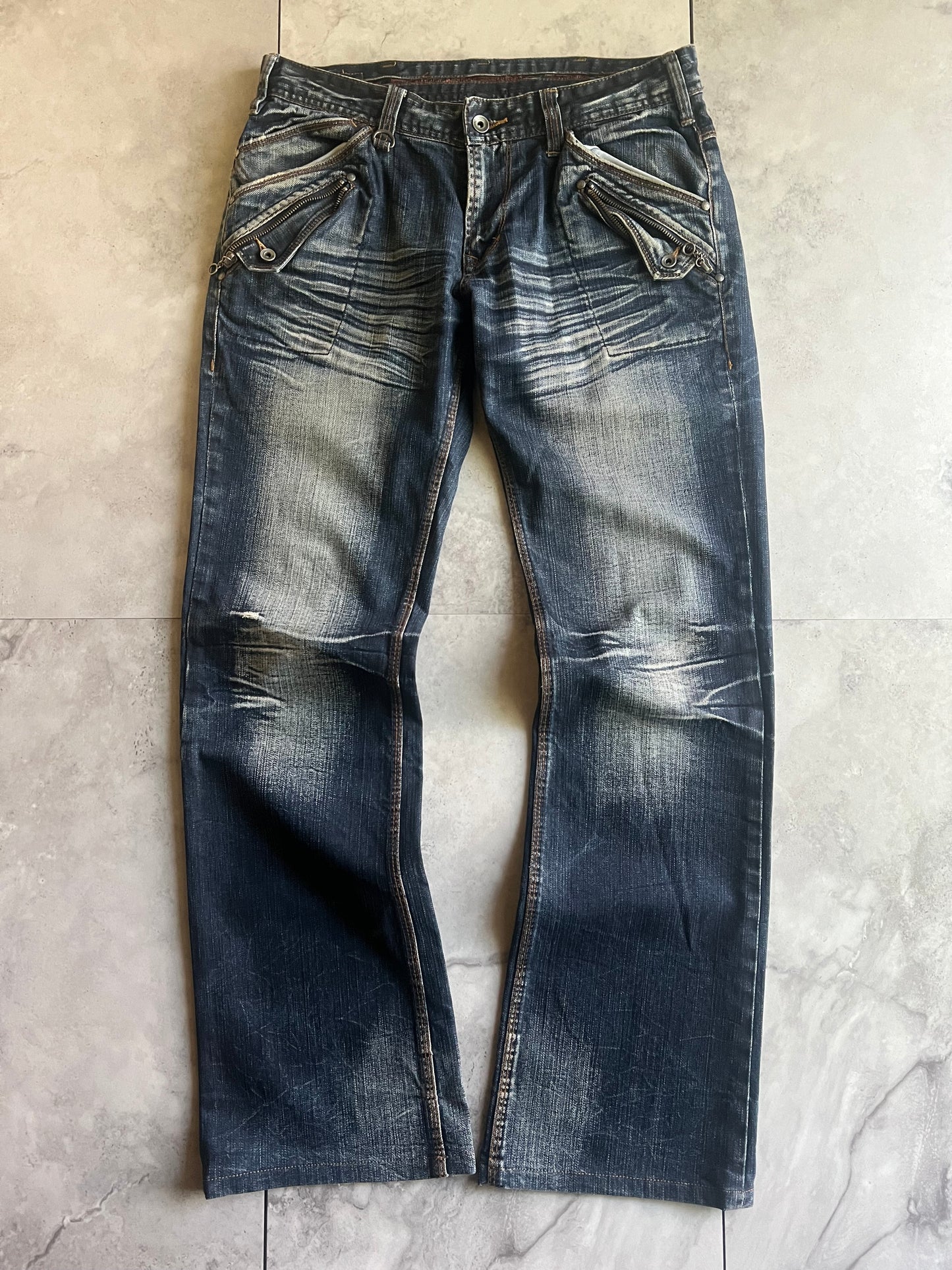 Nicole Club Whisker Wash Zipper Jeans