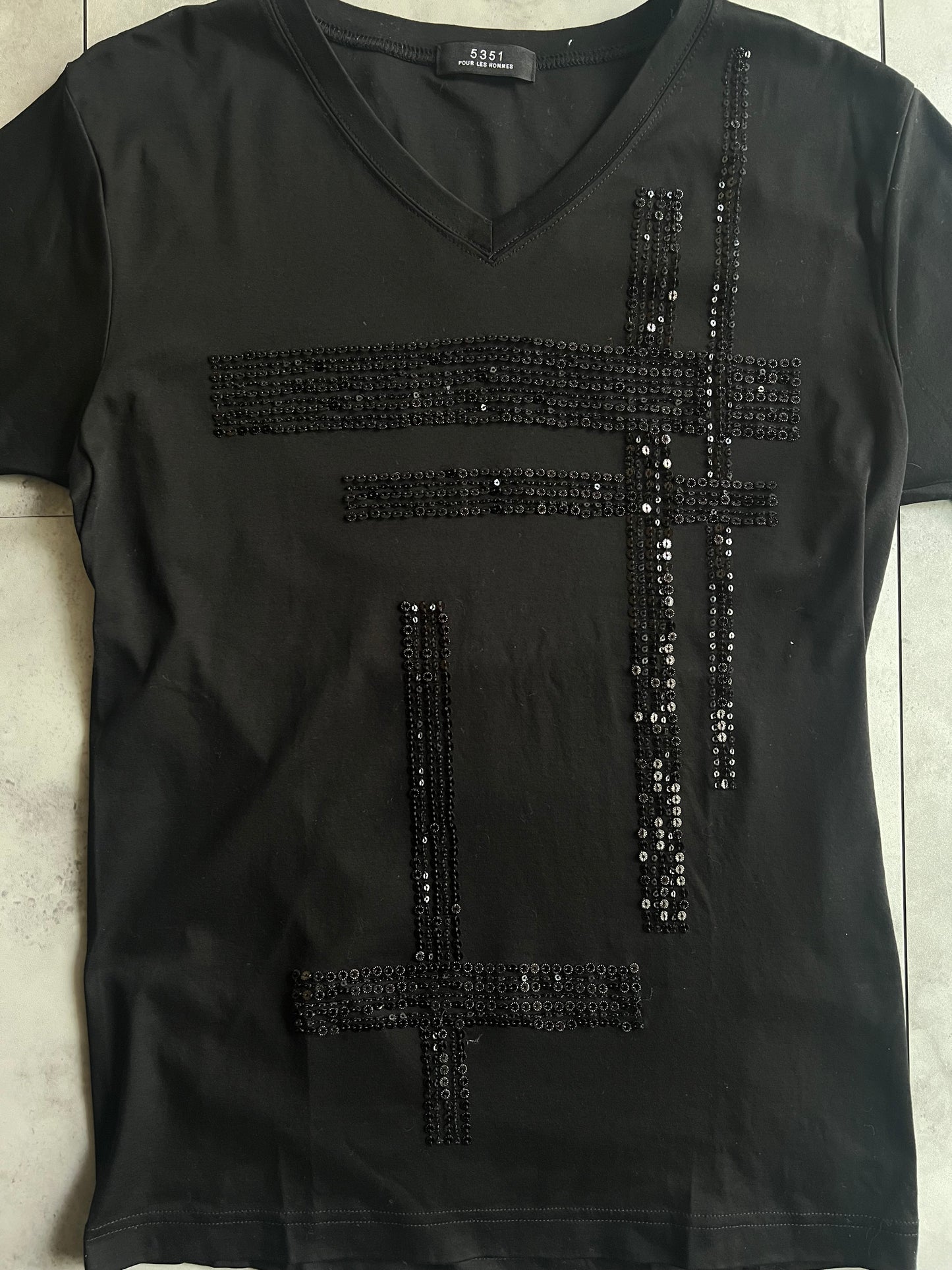 5351 Pour Les Hommes Sequin Tee