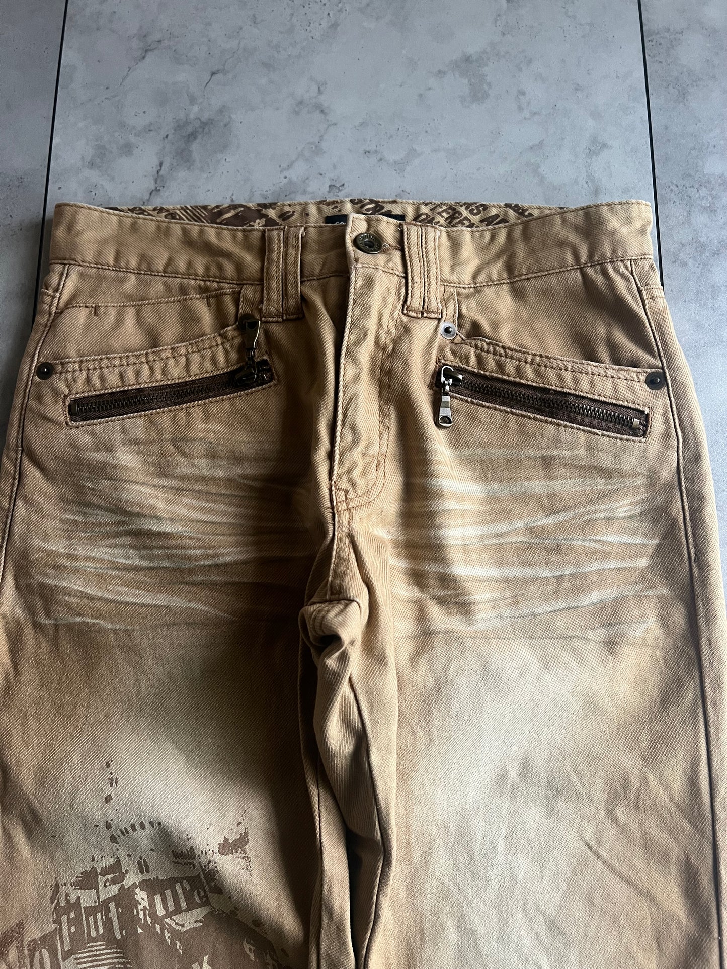 Semantic Design Zipper Pocket Printed Whisker Wash Pants
