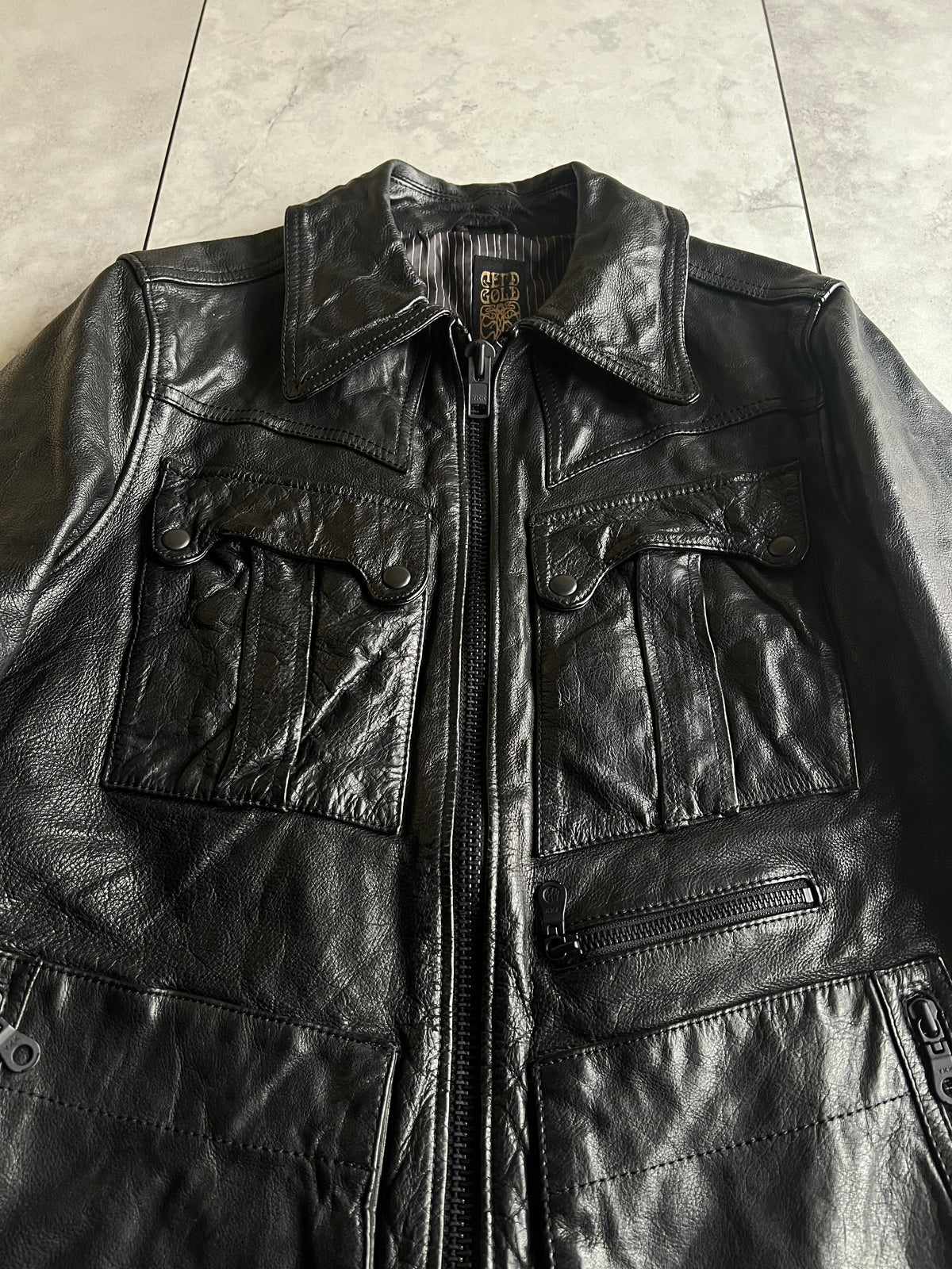 Gold Geld Cowhide Grain T-Pocket Zipper Leather Jacket