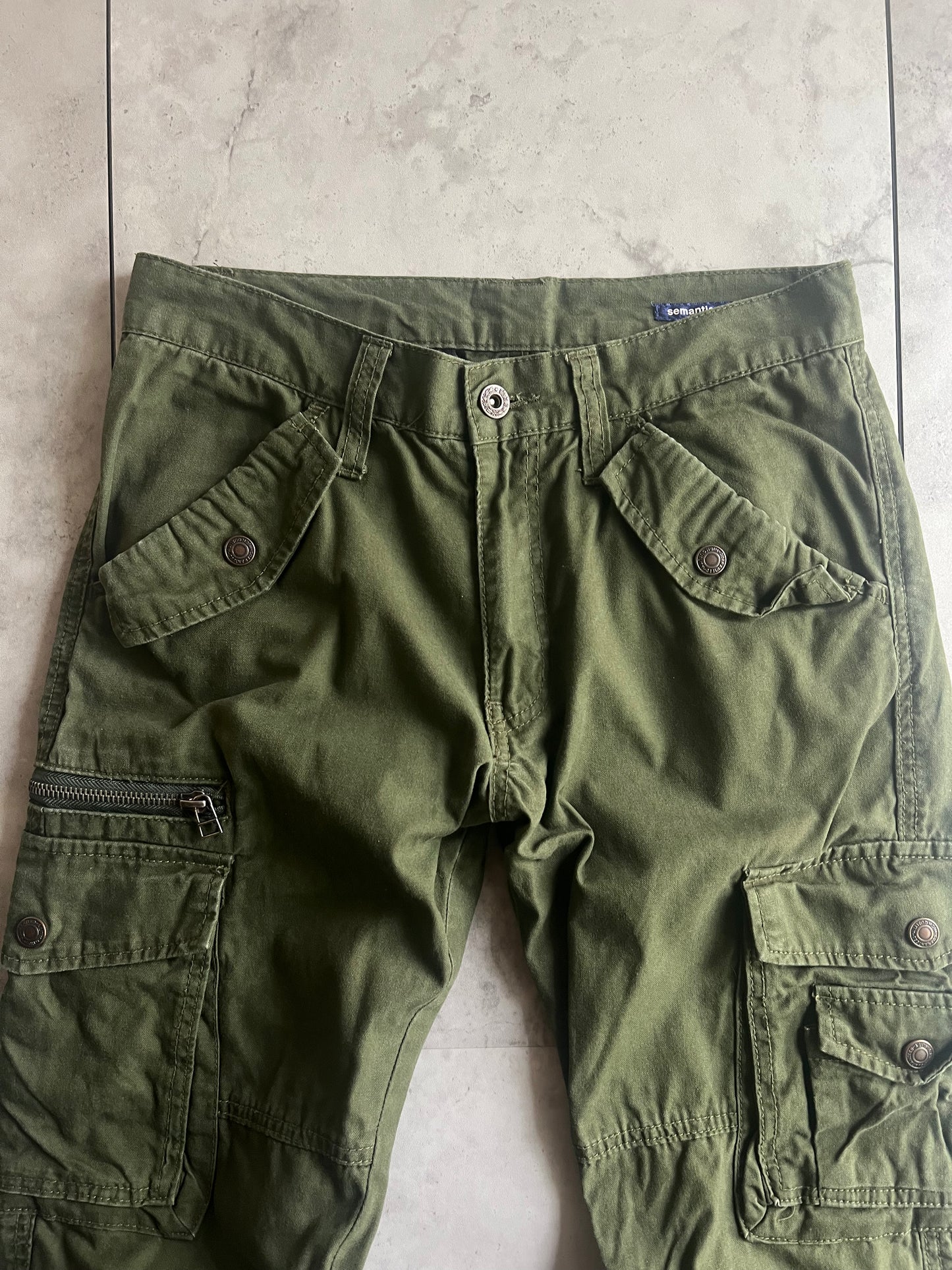 Semantic Design Single Zip Cargo Pants